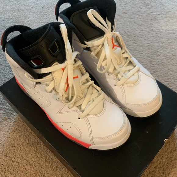 Jordans - Picture 3 of 3